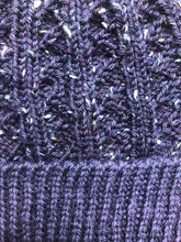 Load image into Gallery viewer, Pattern - The Capelin Beanie