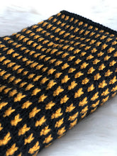 Load image into Gallery viewer, Pattern - The Apidae Scarf