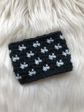 Load image into Gallery viewer, Pattern - The Bows and Bones Cozy