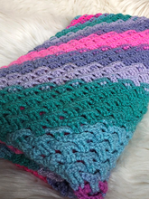 Load image into Gallery viewer, Pattern - The Woven Blanket