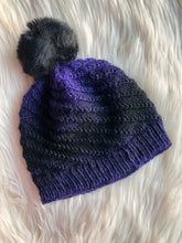 Load image into Gallery viewer, Pattern - The Twisted Beanie