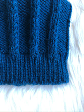 Load image into Gallery viewer, Pattern -  The Post Beanie
