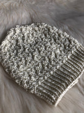 Load image into Gallery viewer, Pattern - The Cambridge Beanie