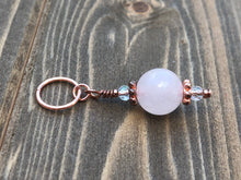 Load image into Gallery viewer, Rose Quartz - Round
