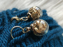 Load image into Gallery viewer, Glass Orb - Gold