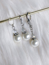 Load image into Gallery viewer, Crowned Pearl