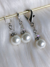 Load image into Gallery viewer, Crowned Pearl