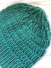 Load image into Gallery viewer, Pattern - The Leif Beanie