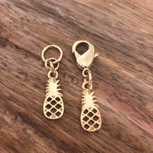 Load image into Gallery viewer, Cutout Pineapple