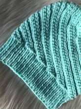 Load image into Gallery viewer, Pattern -  The Sabal Beanie