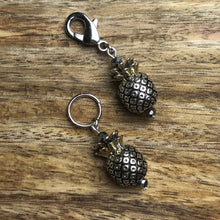 Load image into Gallery viewer, Antiqued Silver Pineapple