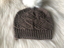 Load image into Gallery viewer, Pattern - The Echo Slouch Beanie