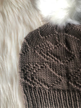 Load image into Gallery viewer, Pattern - The Echo Slouch Beanie