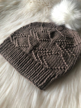 Load image into Gallery viewer, Pattern - The Echo Slouch Beanie