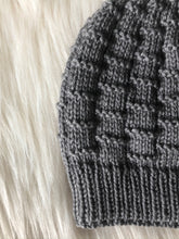 Load image into Gallery viewer, Pattern - The Calamintha Beanie