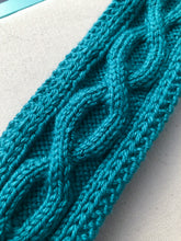 Load image into Gallery viewer, Pattern - The Haute Headband