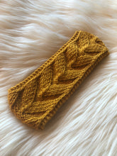 Load image into Gallery viewer, Pattern - The Arrow Headband #2