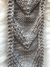 Load image into Gallery viewer, Pattern - The Arrow Headband #1