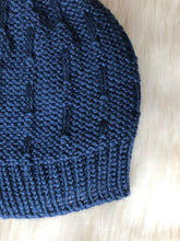 Load image into Gallery viewer, Pattern - The Torbay Beanie