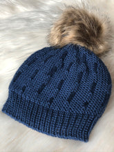 Load image into Gallery viewer, Pattern - The Torbay Beanie