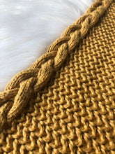 Load image into Gallery viewer, Pattern - The Cape Spear Scarf